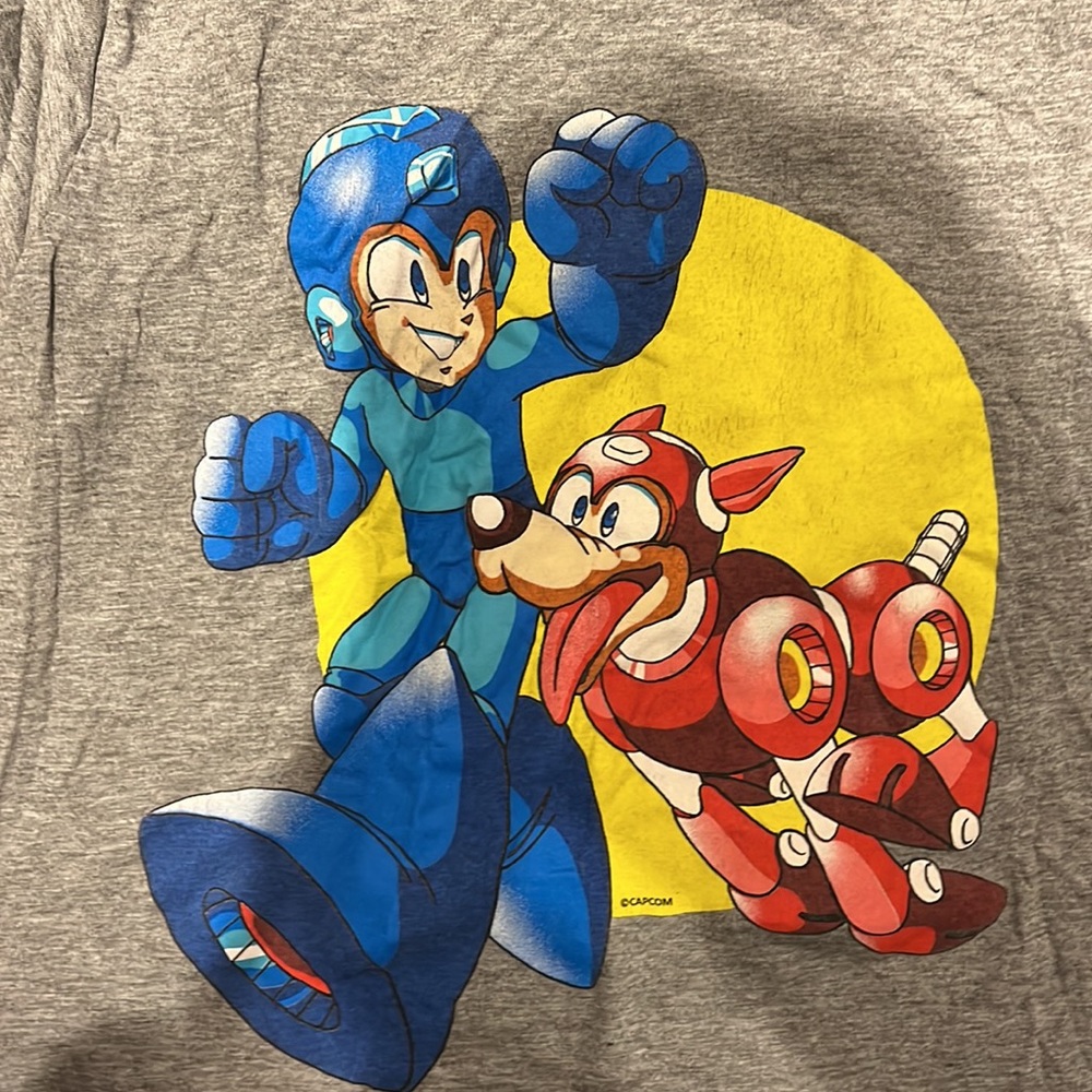Mega Man tshirt - Picture 2 of 2